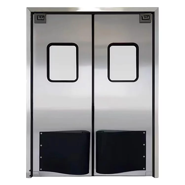 Porta de balanço resistente ao impacto